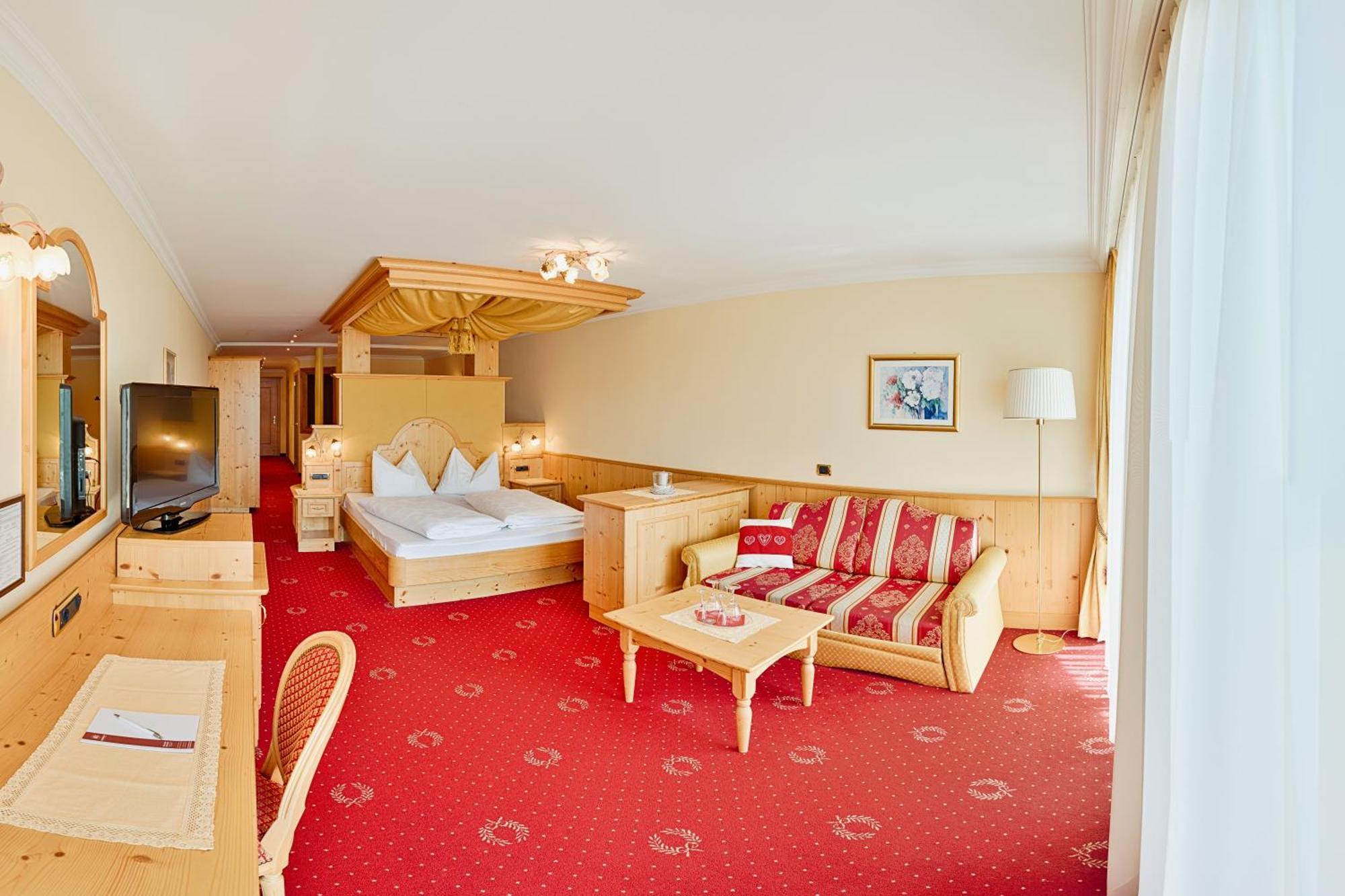 Granpanorama Hotel Stephanshof Villandro Ngoại thất bức ảnh